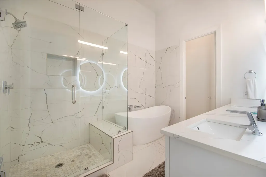 4944 Blaynes View The Colony TX 75056