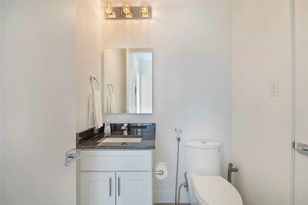 4944 Blaynes View The Colony TX 75056
