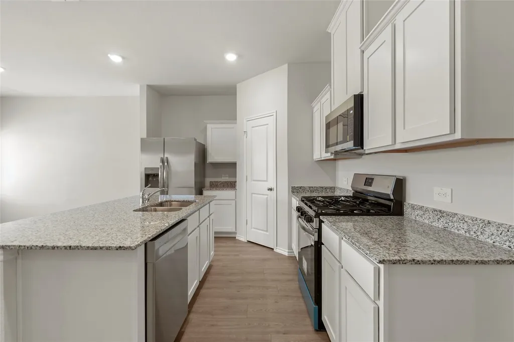 722 Sweet Pea Drive Pilot Point TX 76258