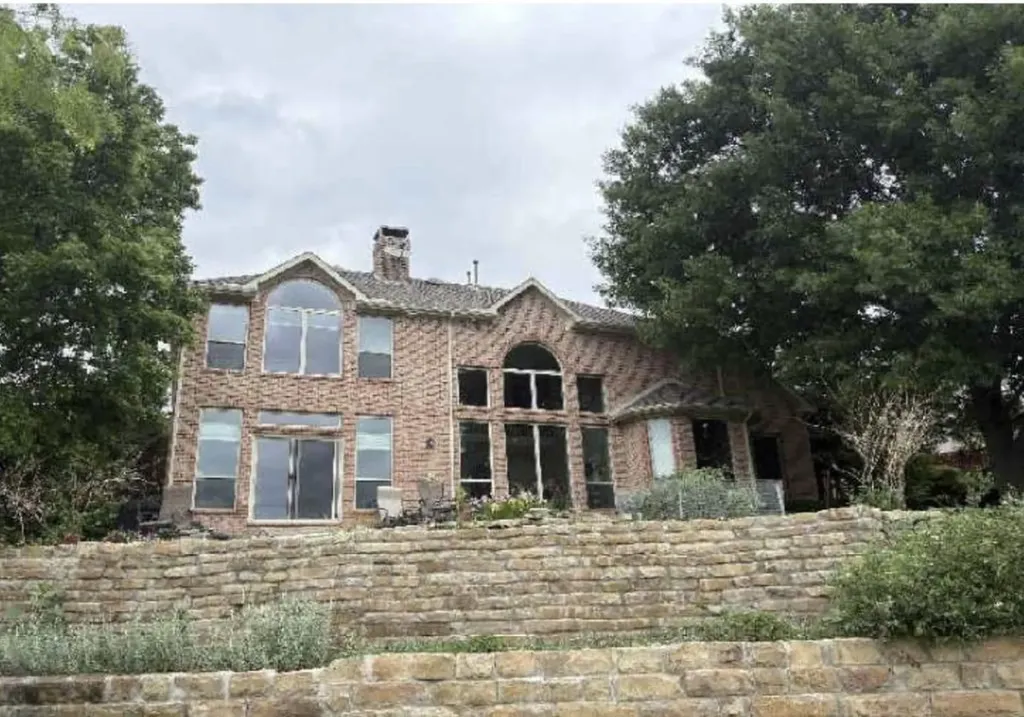 2104 Mossy Oak Drive Irving TX 75063