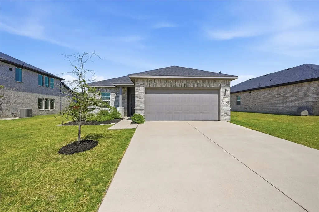 1714 Citrus Drive Sherman TX 75092