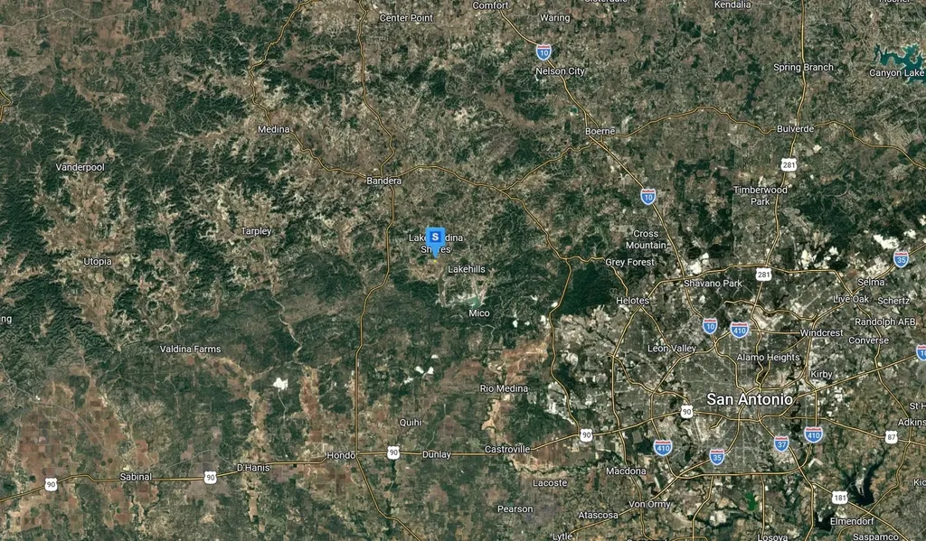 427 Private Road 1515 Hondo TX 78861