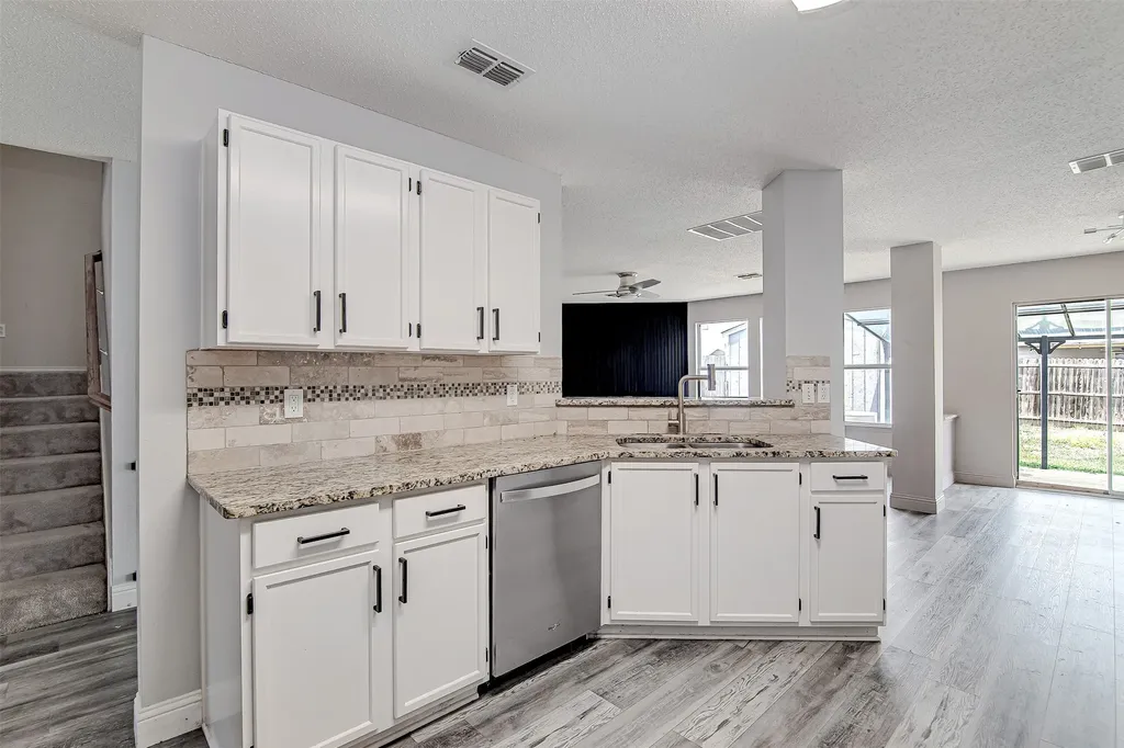 1044 Triple Crown Drive Fort Worth TX 76179