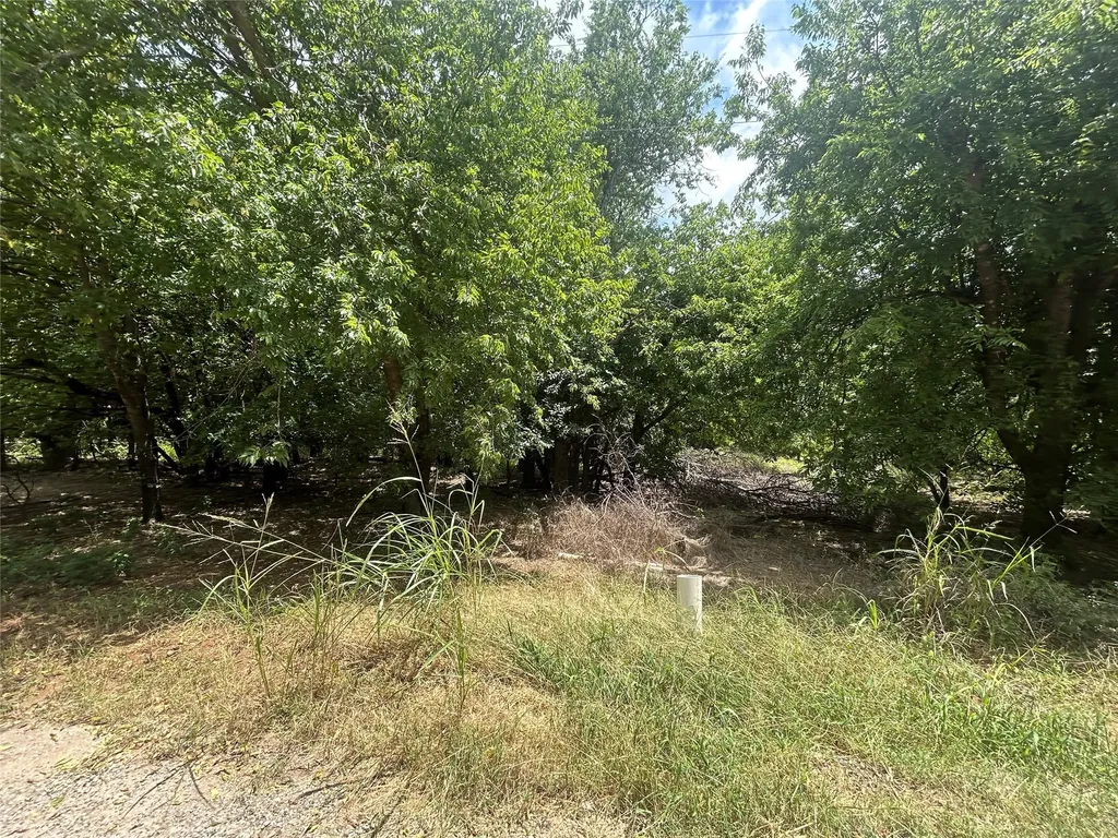 5508 Mercedes Circle Granbury TX 76048