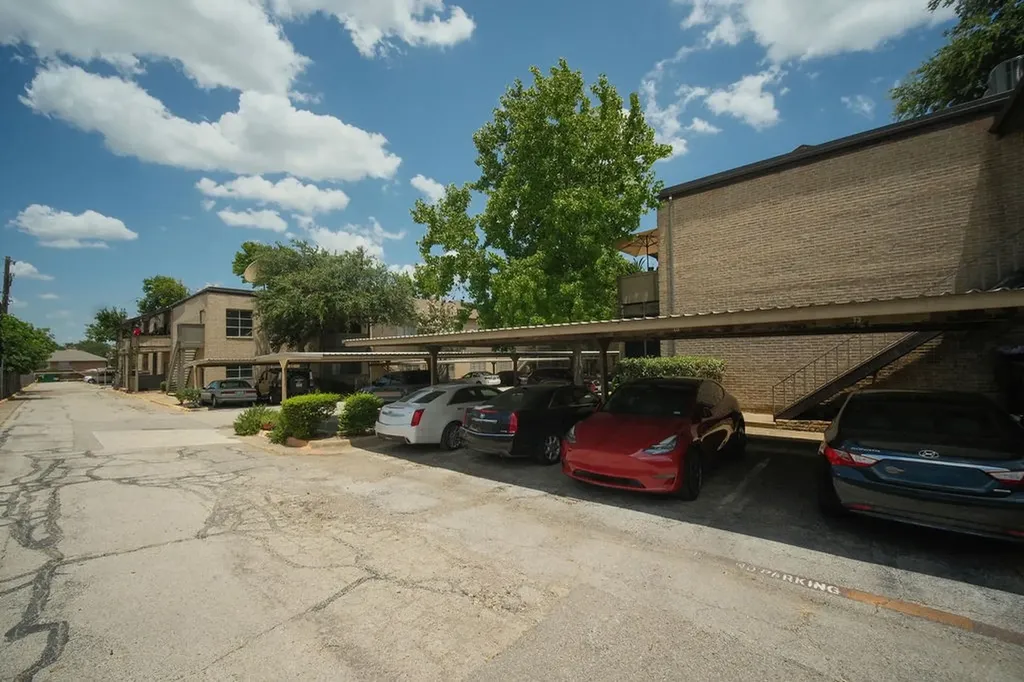 10401 High Hollows Drive Dallas TX 75230