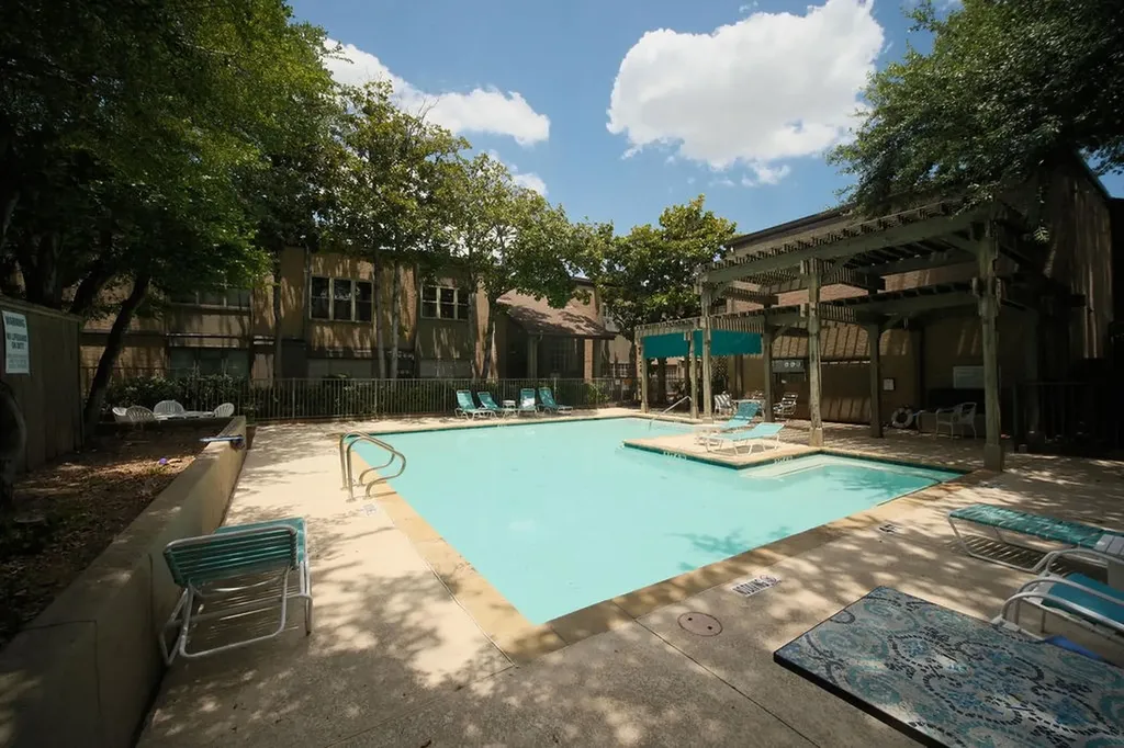 10401 High Hollows Drive Dallas TX 75230