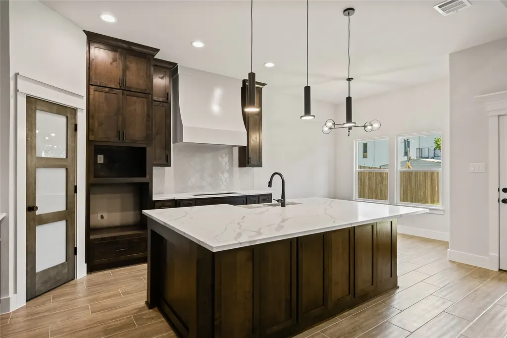 5505 Graham Street Sansom Park TX 76114