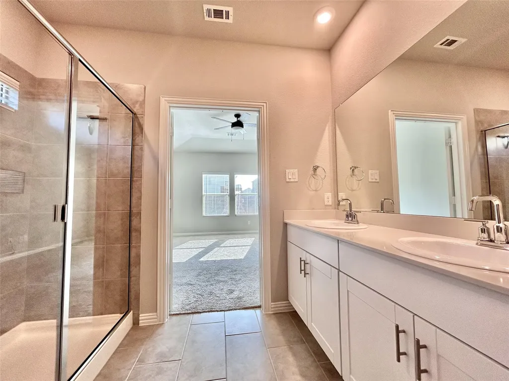 1804 Berry Ridge Trail Aubrey TX 76227
