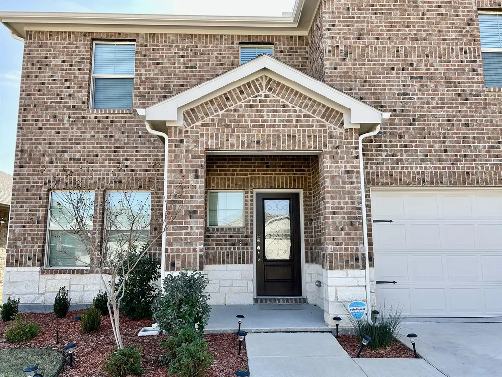 1804 Berry Ridge Trail Aubrey TX 76227