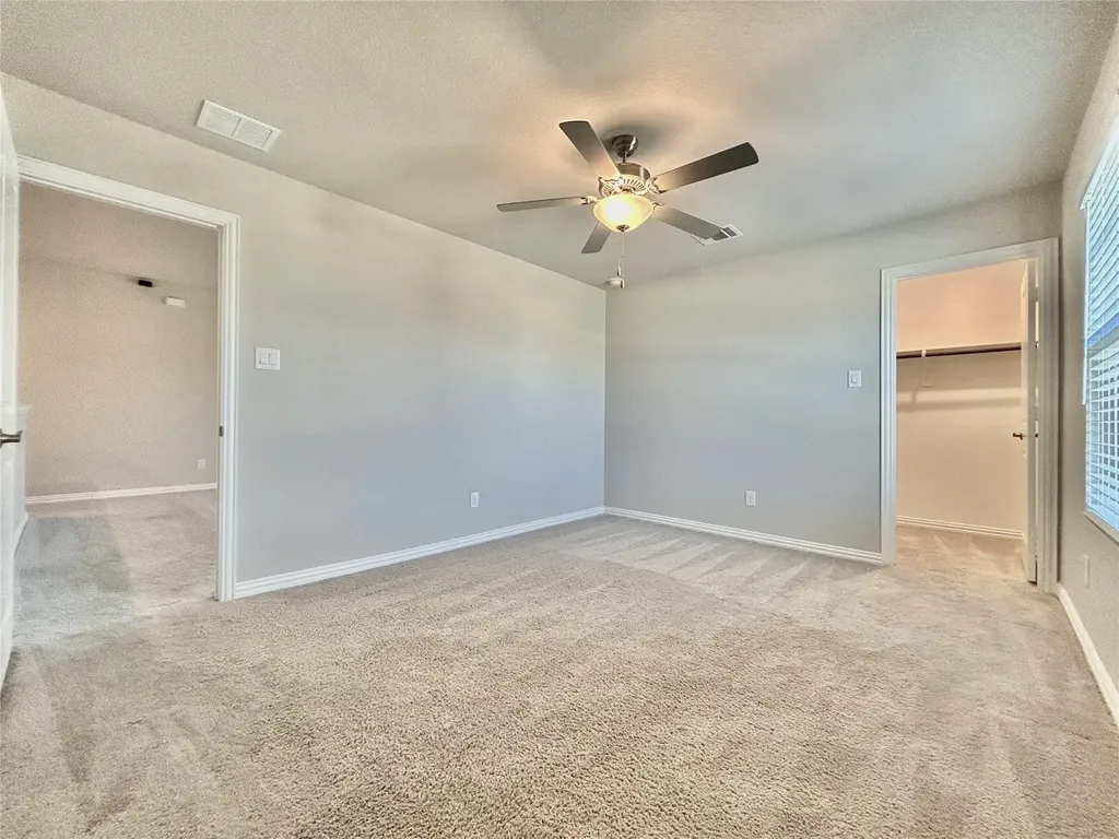 1804 Berry Ridge Trail Aubrey TX 76227