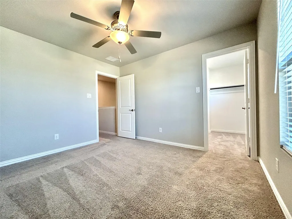 1804 Berry Ridge Trail Aubrey TX 76227