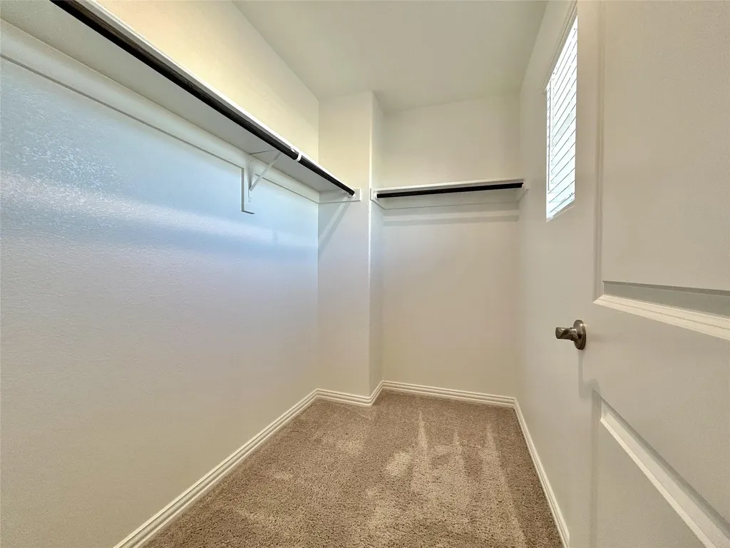 1804 Berry Ridge Trail Aubrey TX 76227