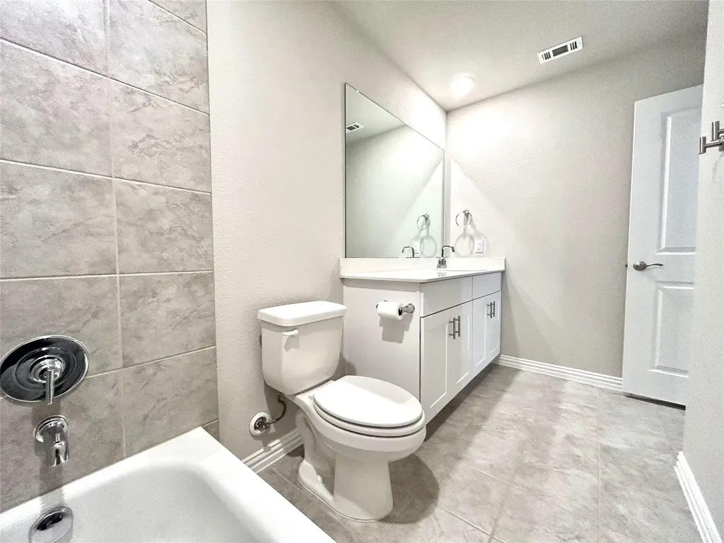 1804 Berry Ridge Trail Aubrey TX 76227