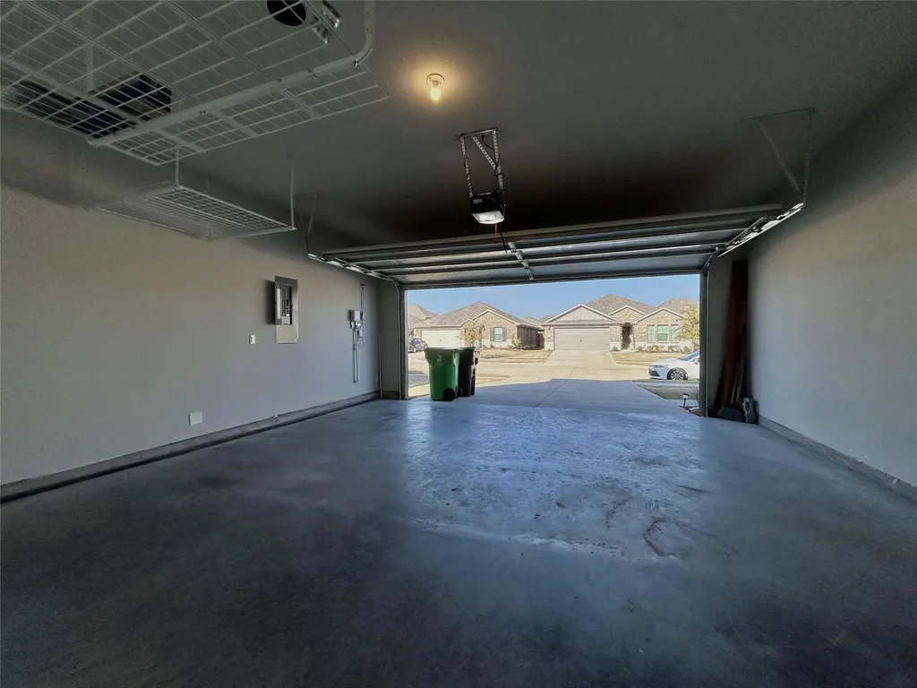 1804 Berry Ridge Trail Aubrey TX 76227