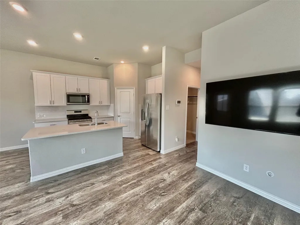 1804 Berry Ridge Trail Aubrey TX 76227