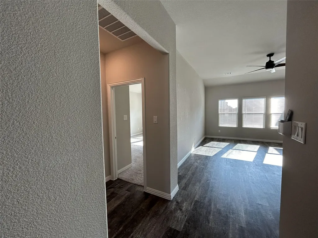 1804 Berry Ridge Trail Aubrey TX 76227