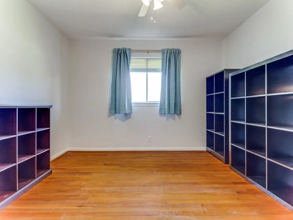 5616 Mcshann Road Dallas TX 75230