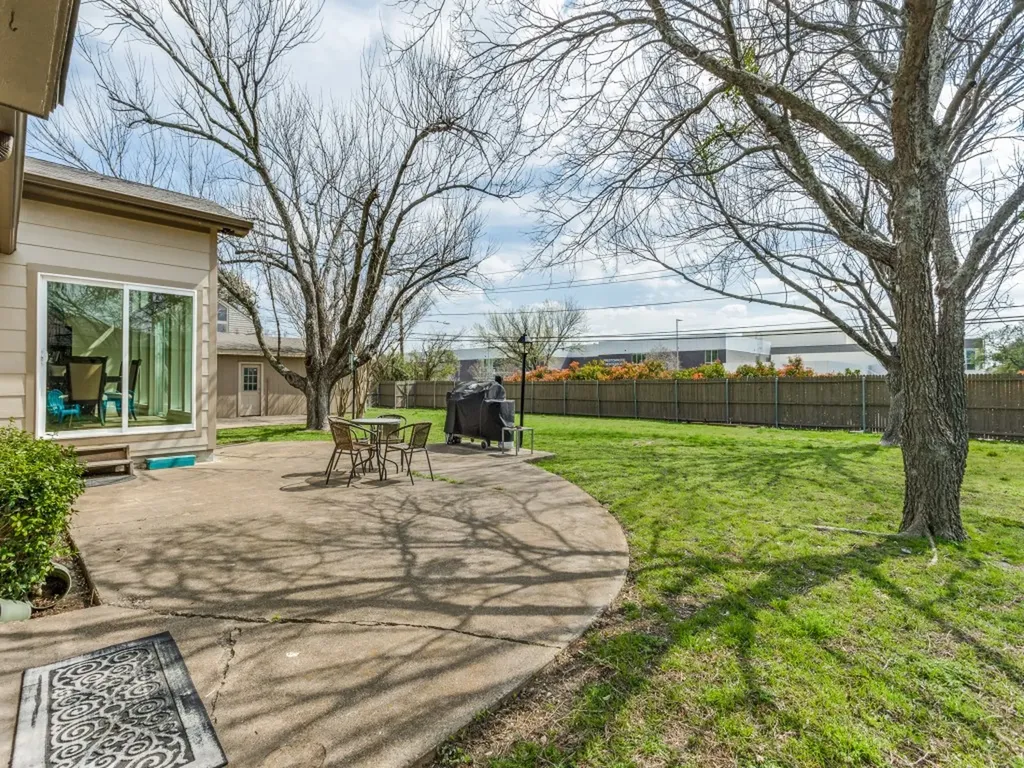 5616 Mcshann Road Dallas TX 75230