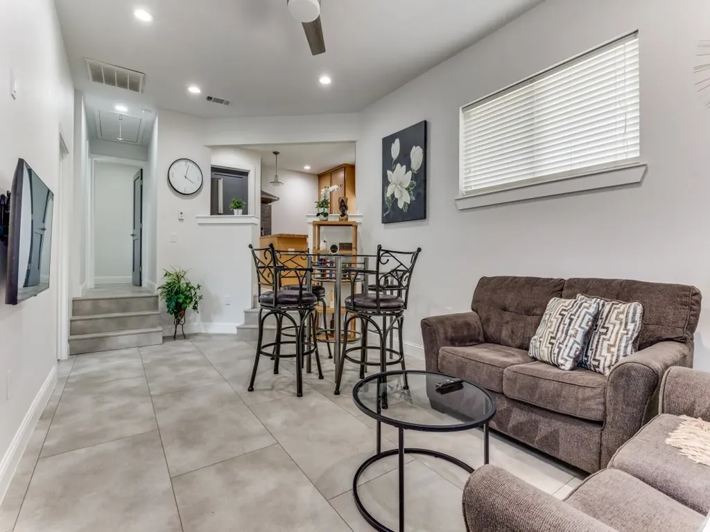 5616 Mcshann Road Dallas TX 75230