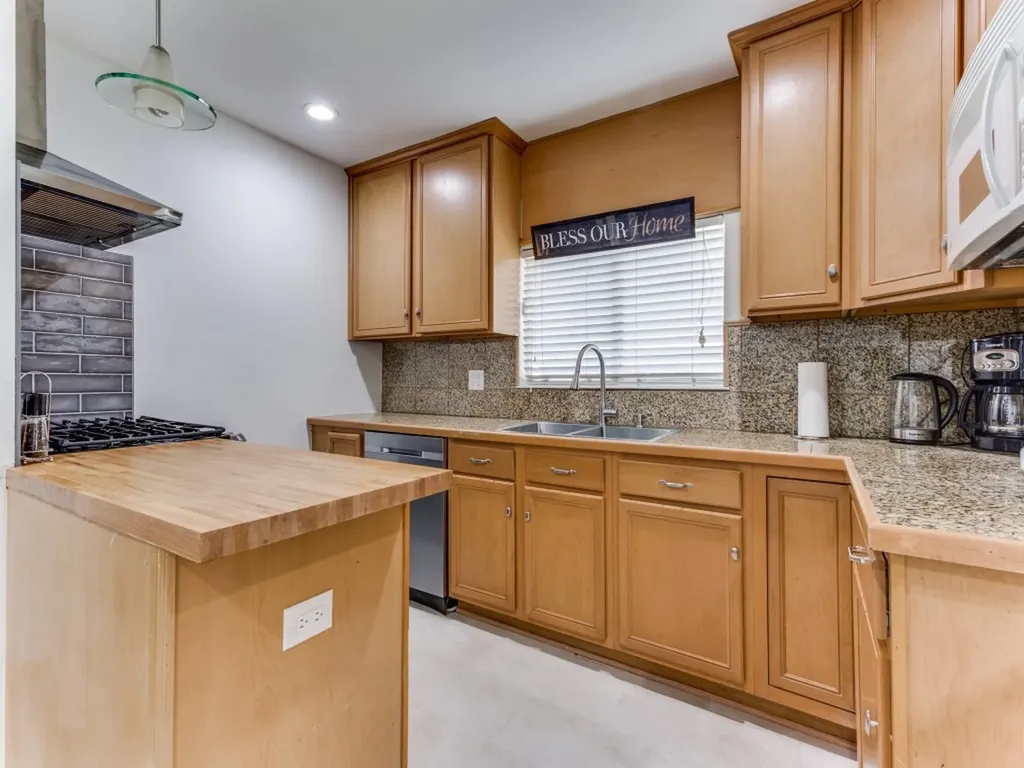 5616 Mcshann Road Dallas TX 75230