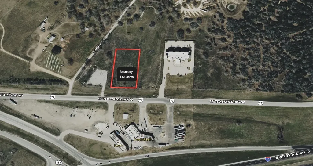 00 Highway 90 Luling TX 78648
