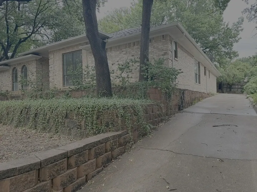 4140 Hackmore Loop Irving TX 75061