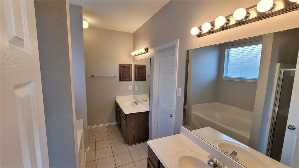 3408 Columbus Street Gainesville TX 76240