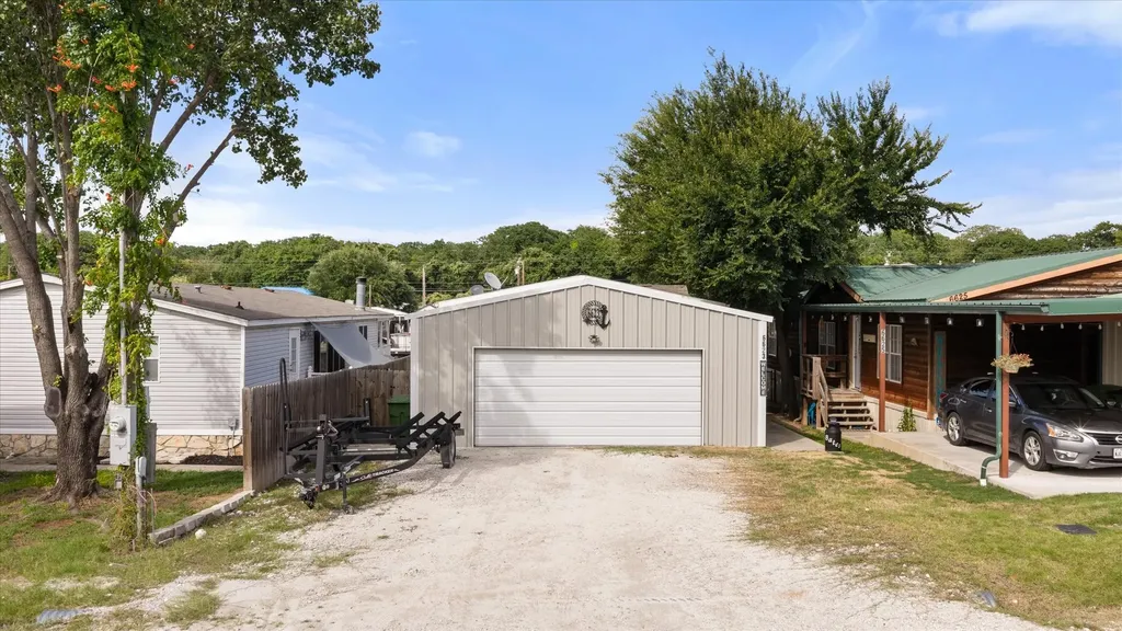 6623 Dayla Court Granbury TX 76049