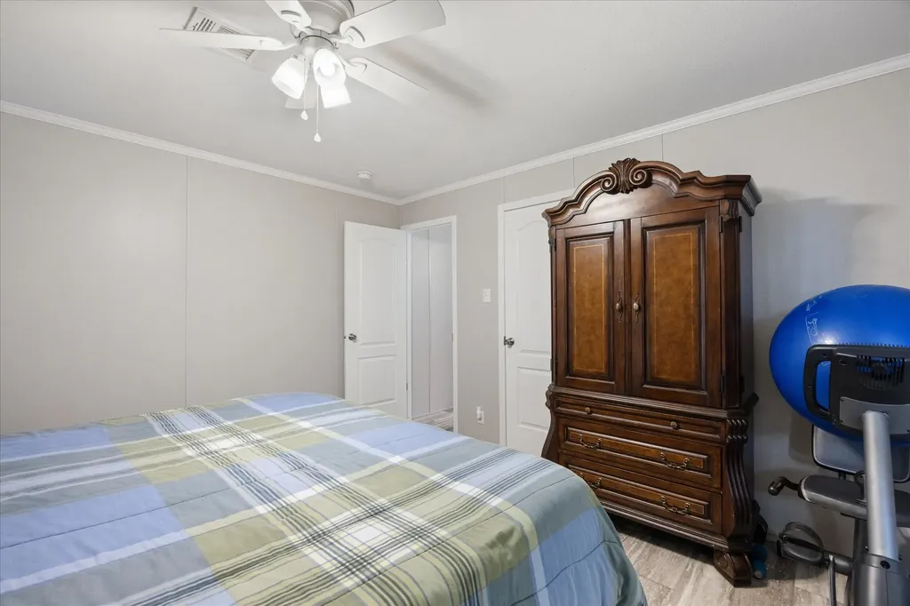 6623 Dayla Court Granbury TX 76049