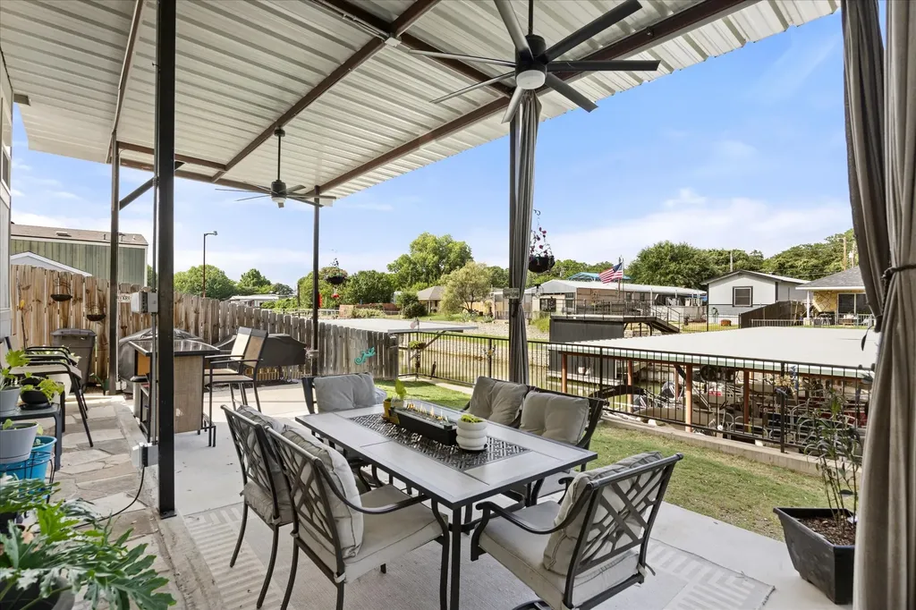 6623 Dayla Court Granbury TX 76049
