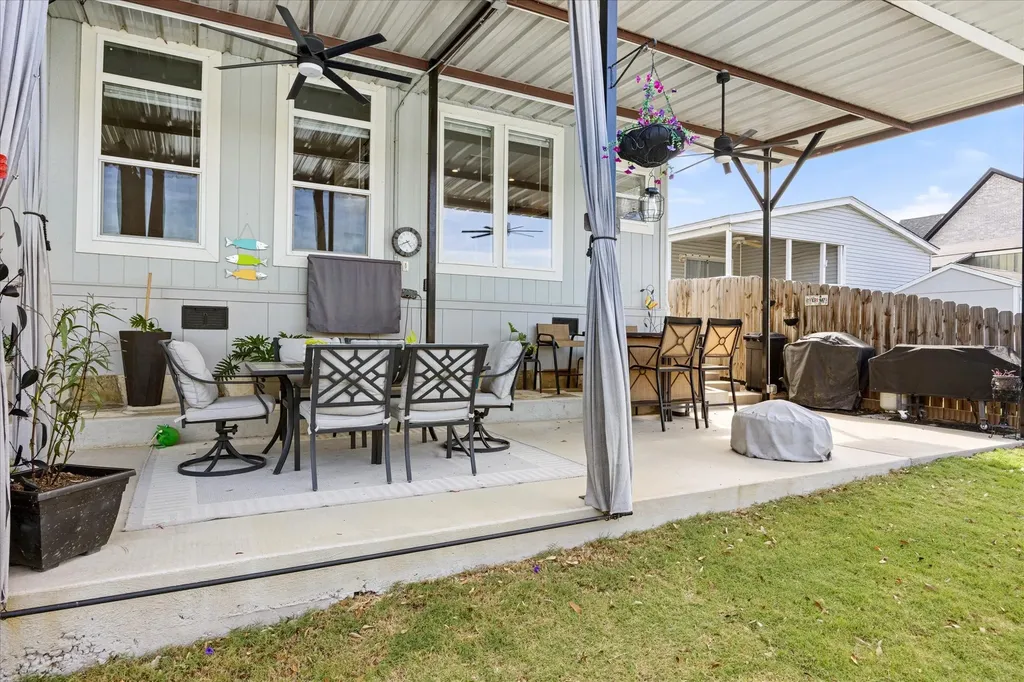 6623 Dayla Court Granbury TX 76049