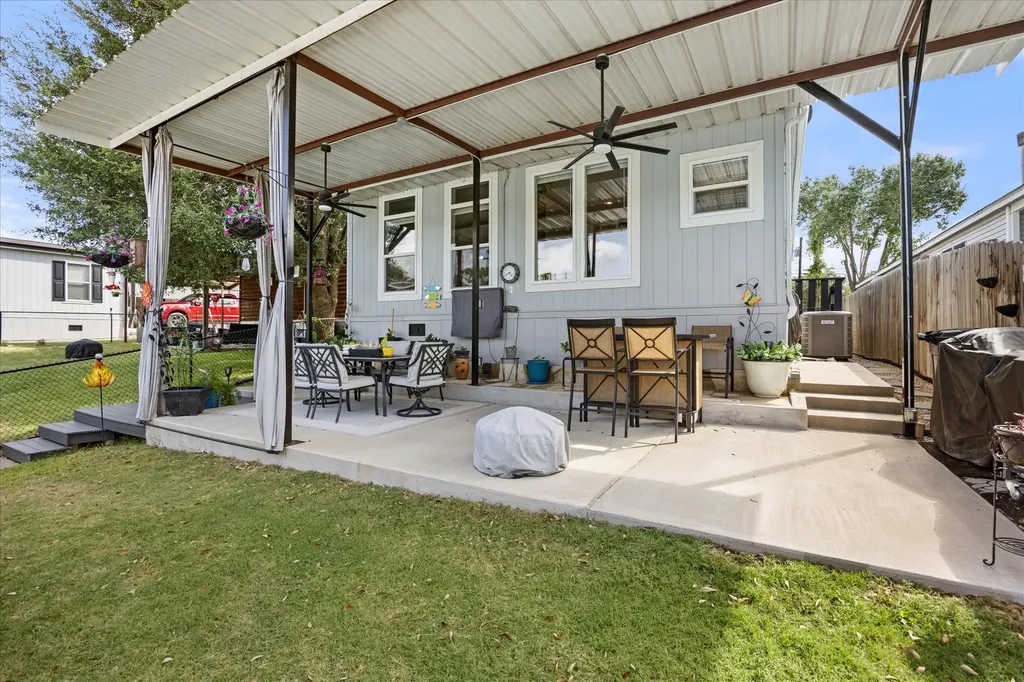 6623 Dayla Court Granbury TX 76049