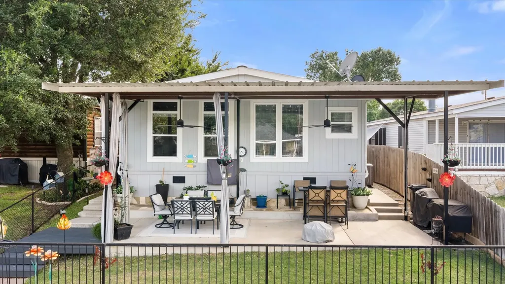 6623 Dayla Court Granbury TX 76049