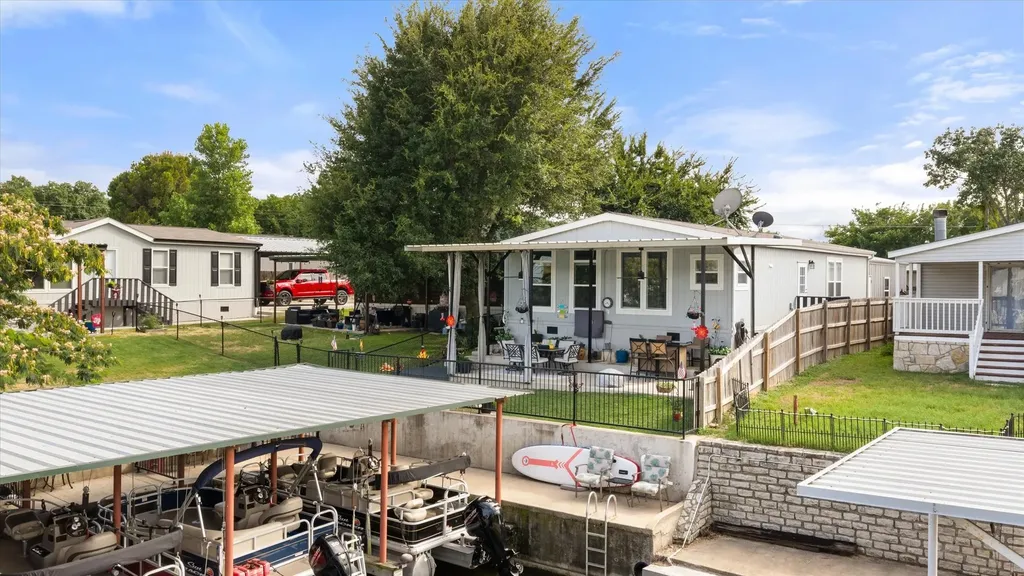 6623 Dayla Court Granbury TX 76049