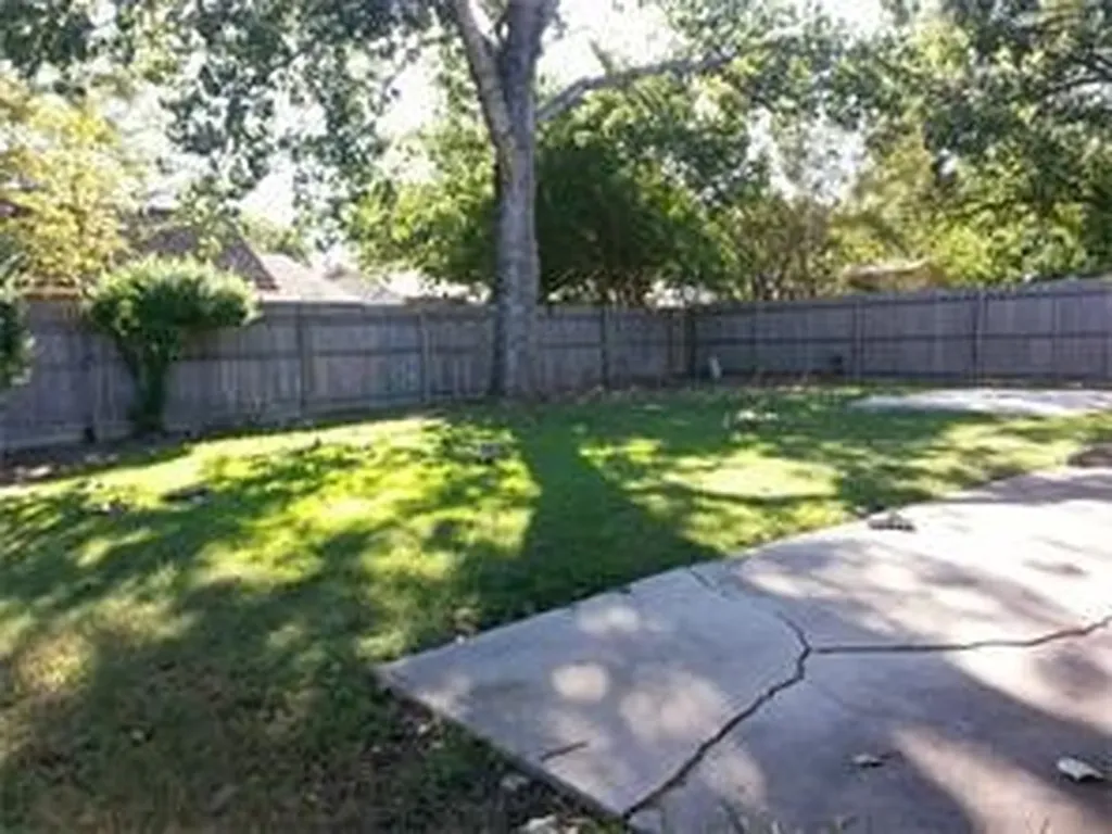 2507 Mardell Drive Arlington TX 76016