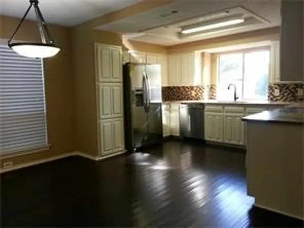 2507 Mardell Drive Arlington TX 76016