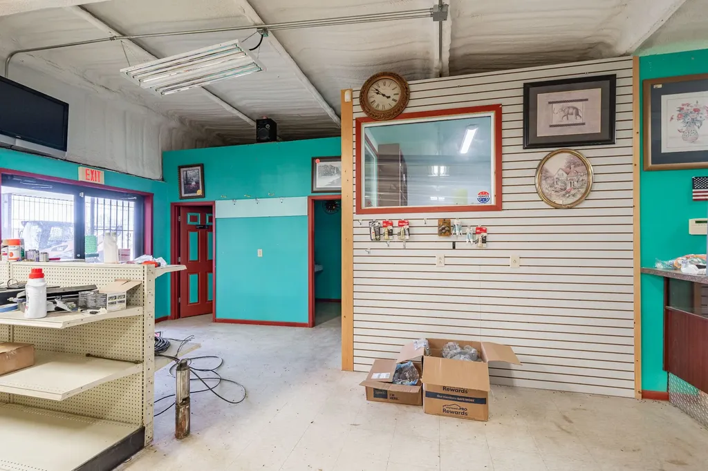 2165 Us Highway 277 N Anson TX 79501