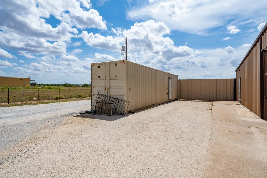 2165 Us Highway 277 N Anson TX 79501