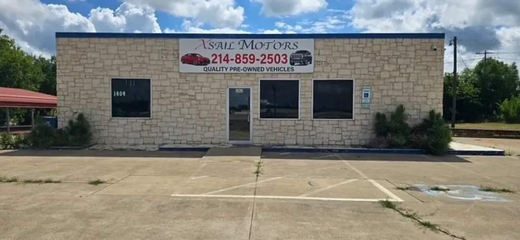 1404 N Stemmons Sanger TX 76266