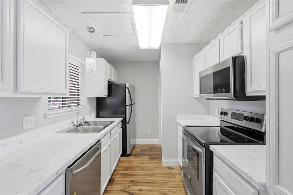 5550 Spring Valley Road Dallas TX 75254