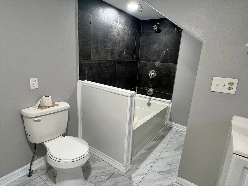 510 W Gandy Street Denison TX 75020