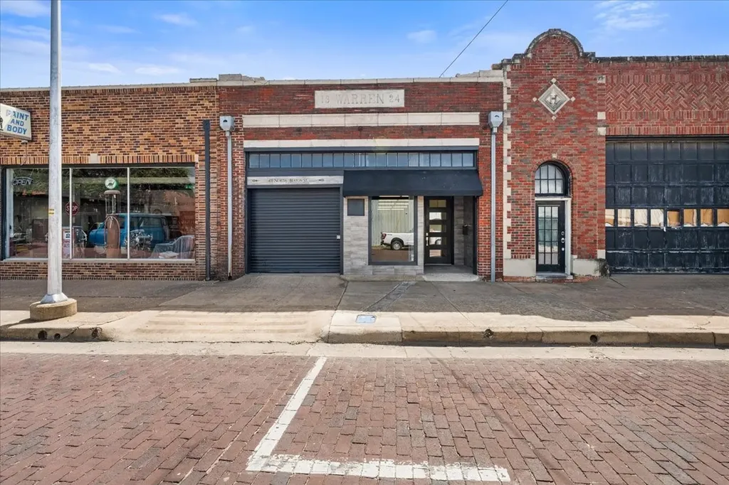 418 N Beaton St Street Corsicana TX 75110