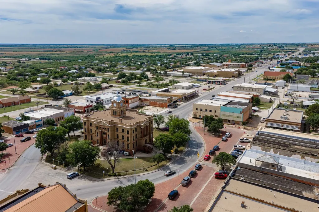 1231 Commercial Street Anson TX 79501