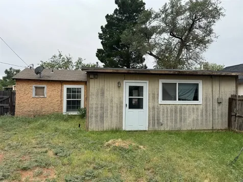 306 5th Street Andrews TX 79714