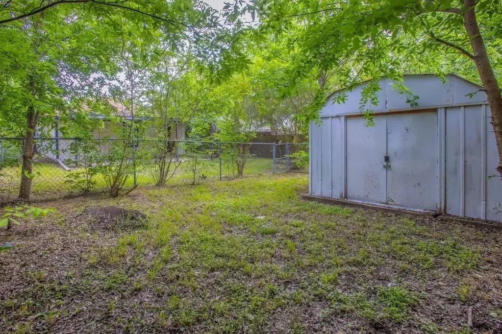 2329 Connor Avenue Waco TX 76706