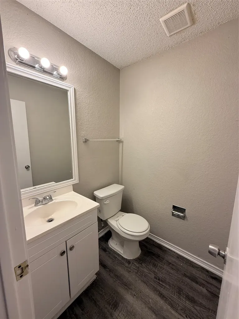4910 Kelso Lane Garland TX 75043