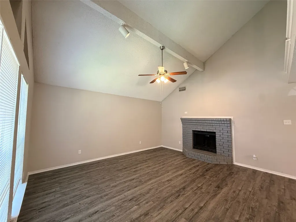 4910 Kelso Lane Garland TX 75043