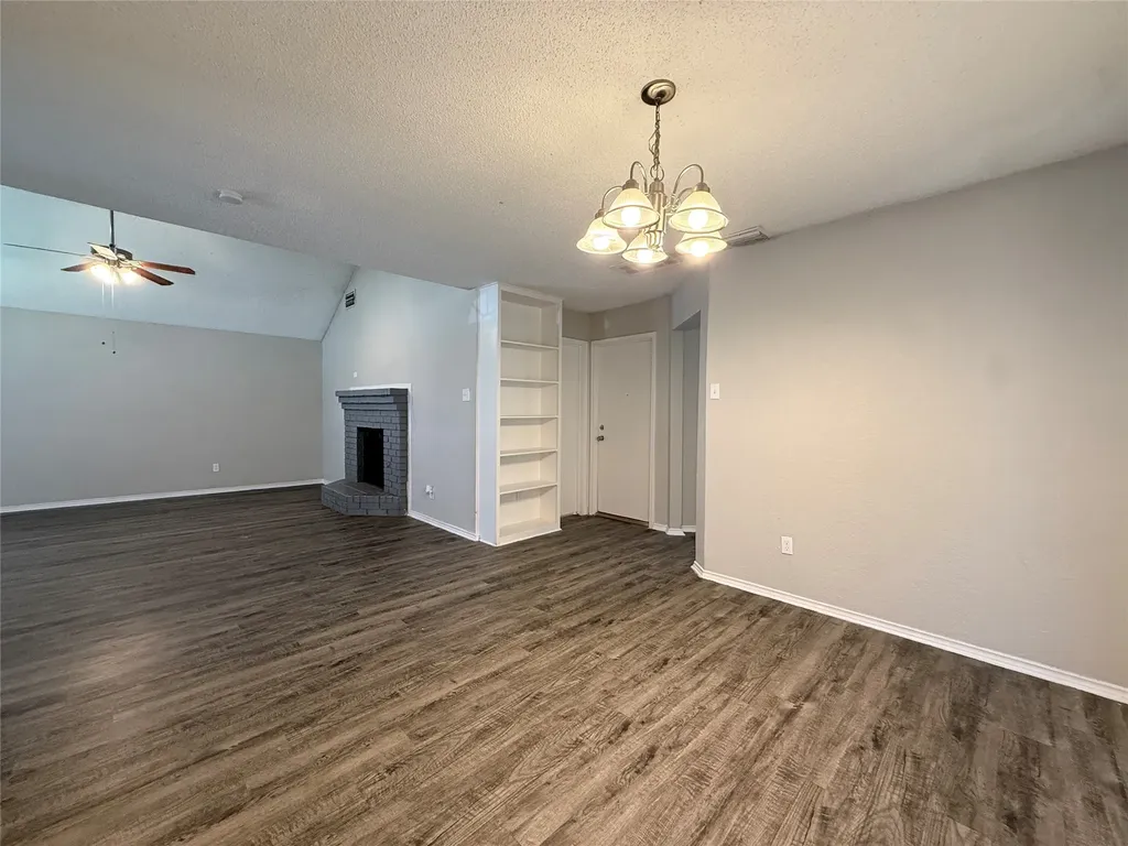 4910 Kelso Lane Garland TX 75043