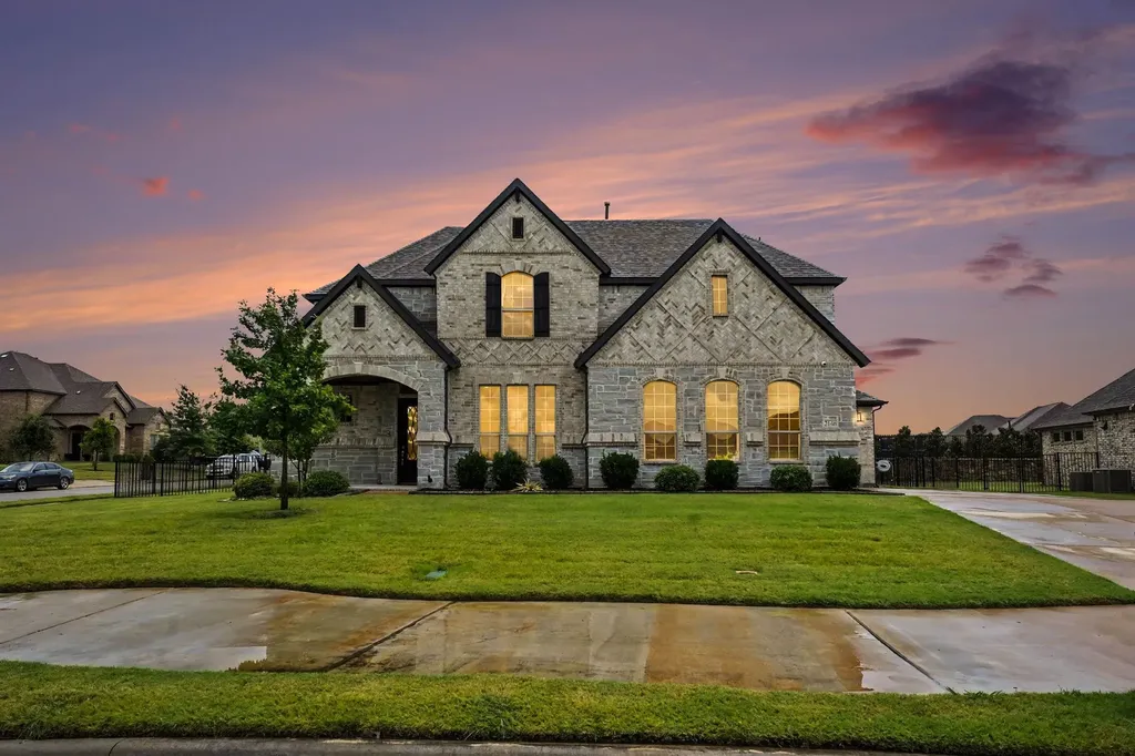 2146 Zurek Lane Heath TX 75126
