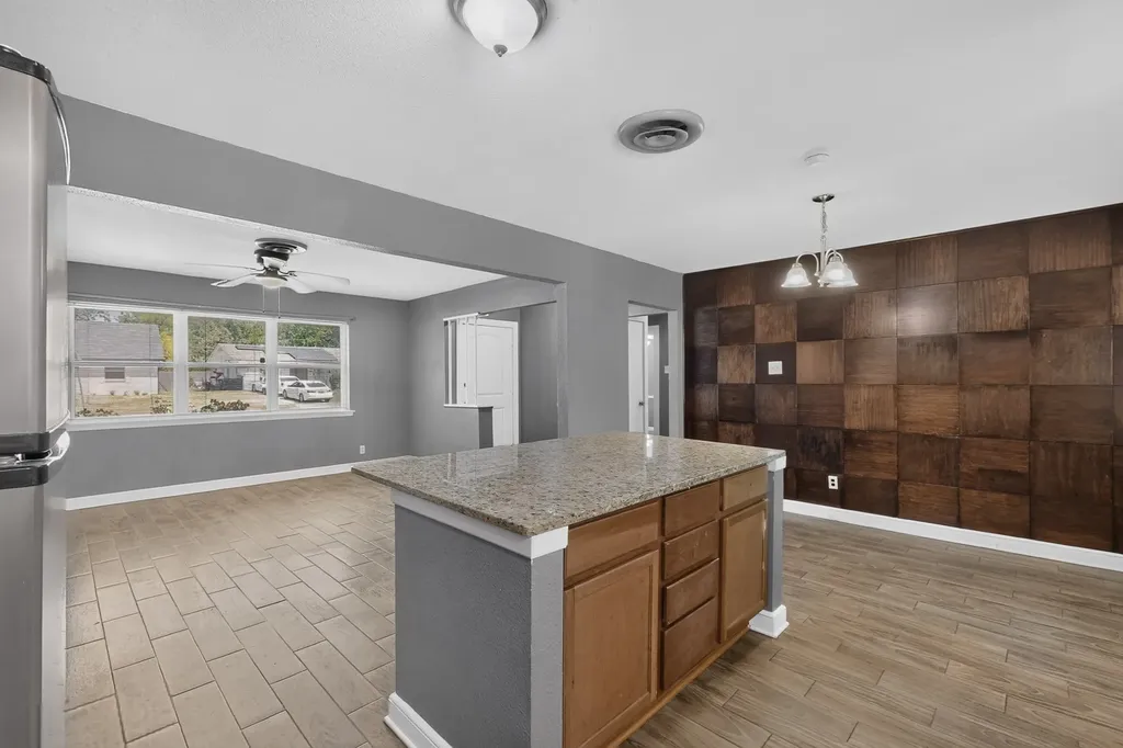 2228 52nd Street Dallas TX 75216